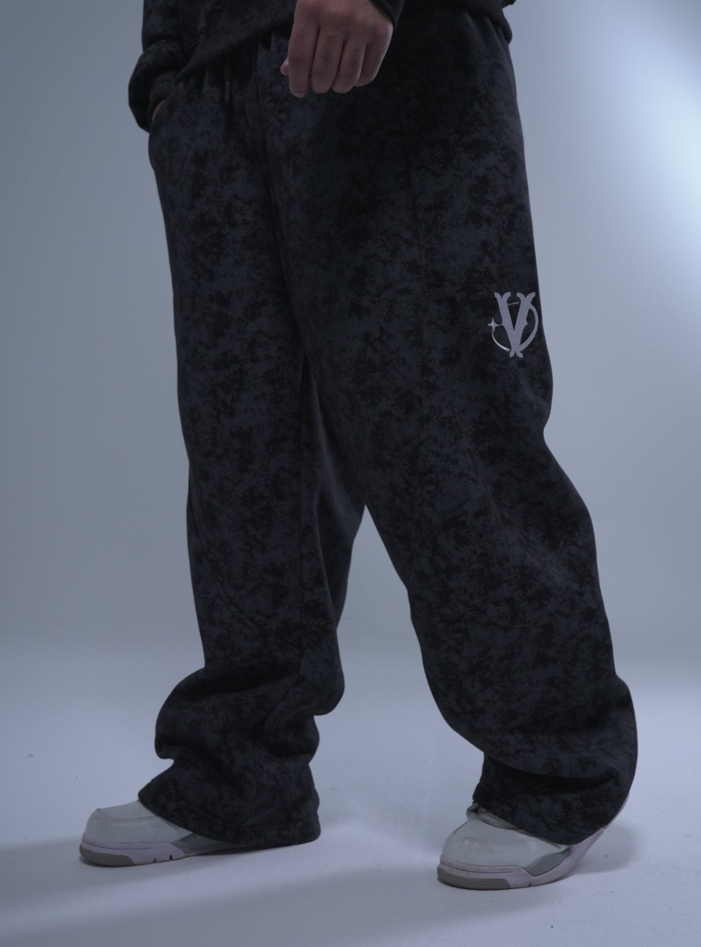 WASHED BLACK PANTS