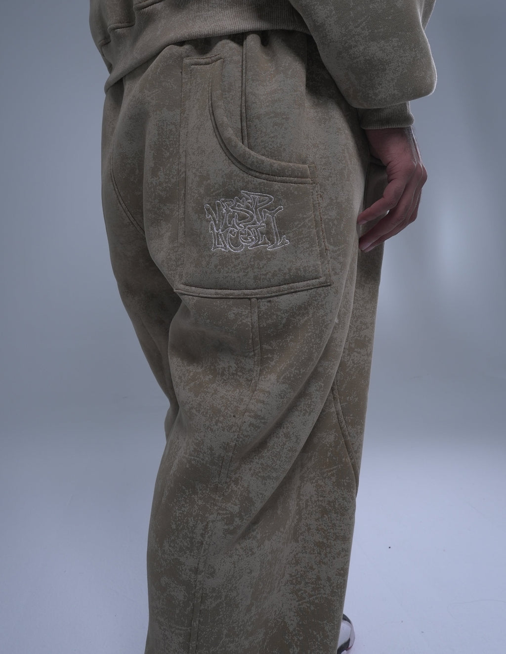 WASHED BEIGE PANTS, Standout comfortably