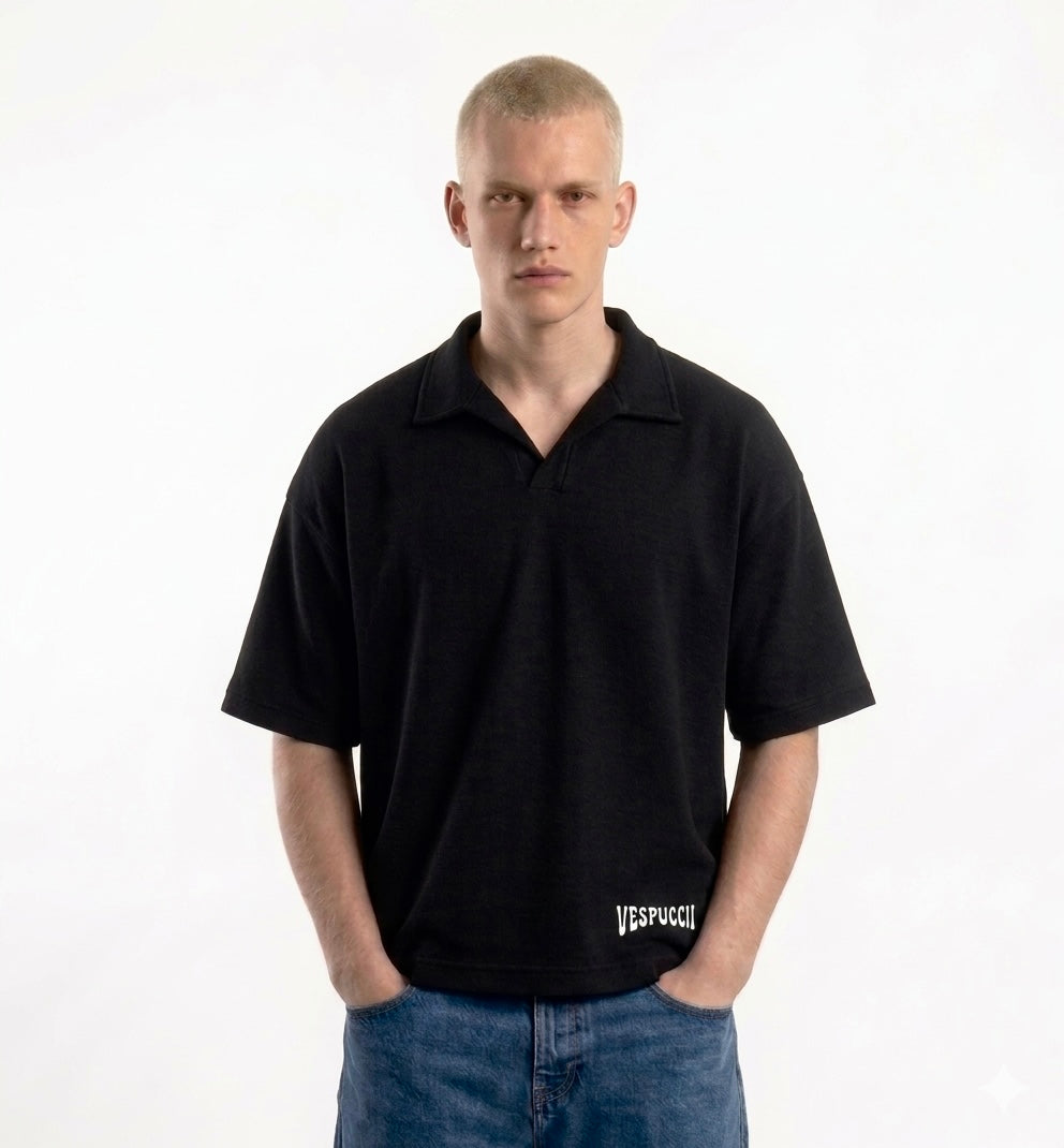 Vess black cropped tee