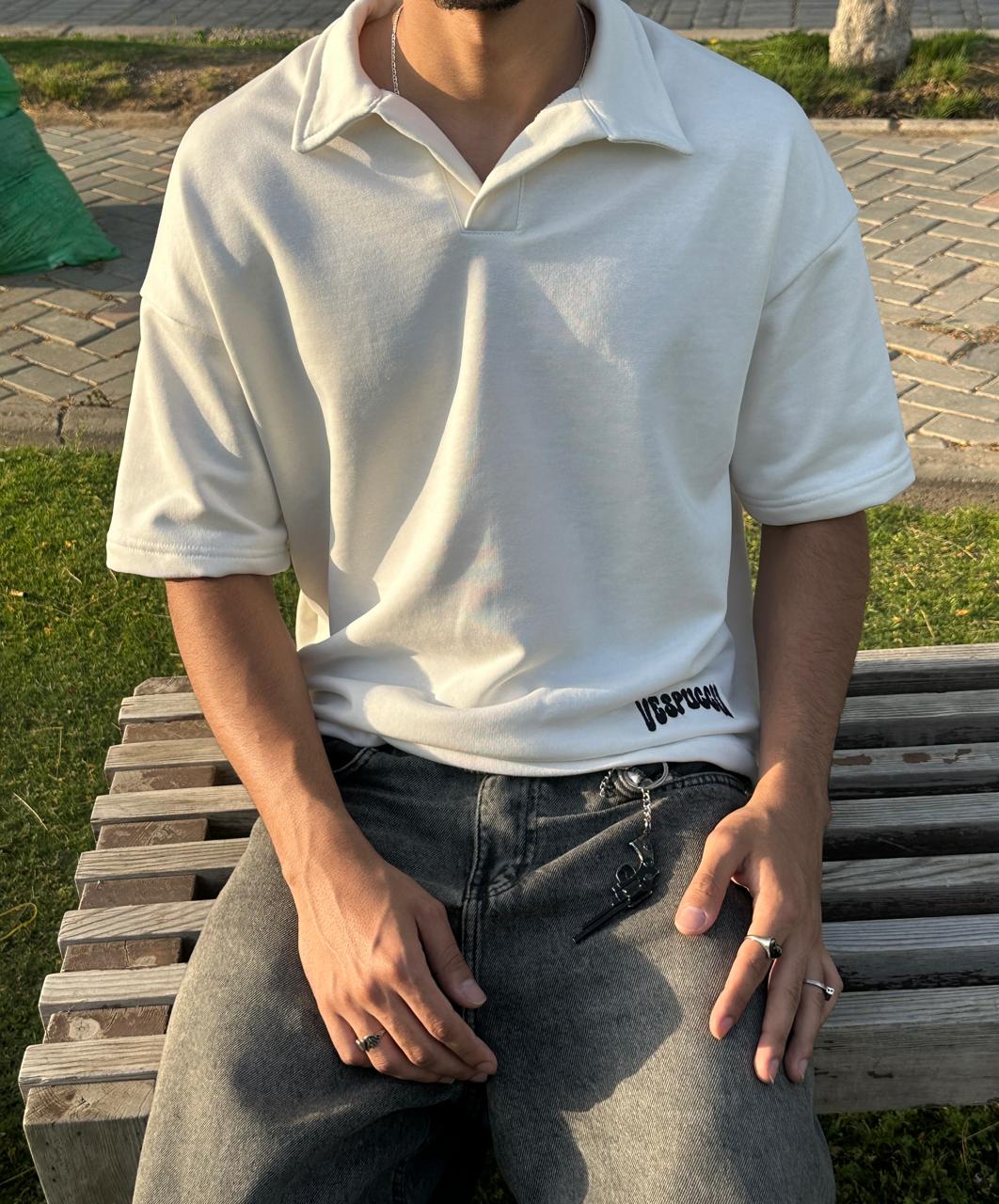 VES CROPPED WHITE TEE